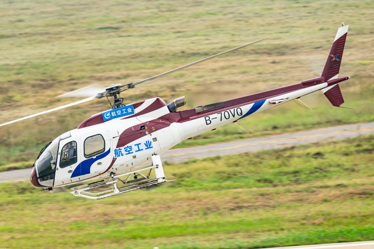 AC311A举行航行预演。。。。。摄影：岳书华